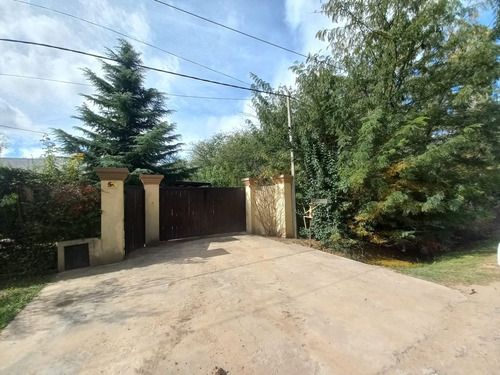 Venta Casa 3 Ambientes Lujan Gran Lote Con Pileta