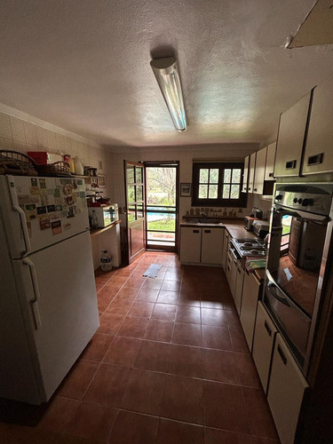 Casa Sobre Golf De Muy Buena Calidad En Excelente Ubicación 2 Lotes