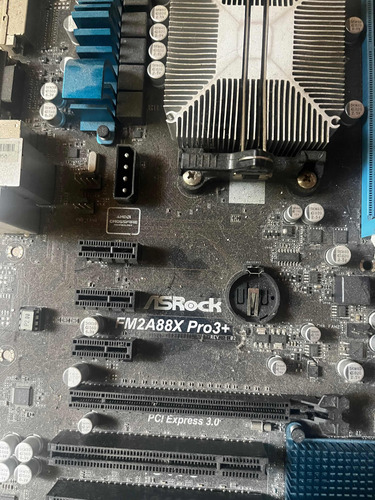 Vendo Tarjeta Madre Asrock Pro3