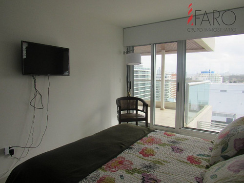 Imagen 16 de 30 de Apartamento En Brava 2 Dormitorios Con Garage - Punta Del Este Brava