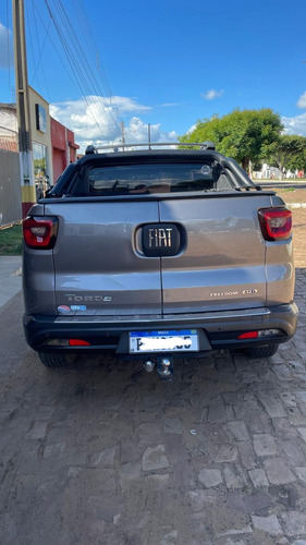 Fiat Toro 1.8 16v Freedom Road Flex 4x2 Aut. 4p