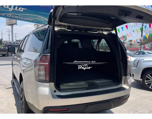Chevrolet Suburban 5.3 Rst 4X4 At