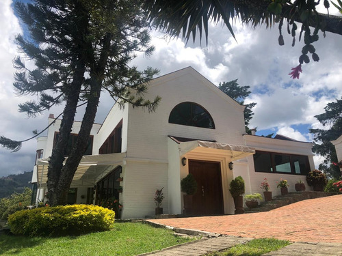 Finca En Venta, Exclusiva Parcelacion El Retiro, Antioquia