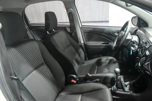 Toyota Etios 1.5 X 6mt My19