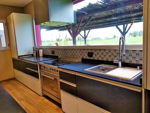 Imagen 5 de 14 de Casa 4 Ambientes La Reserva Escondida, Área 60