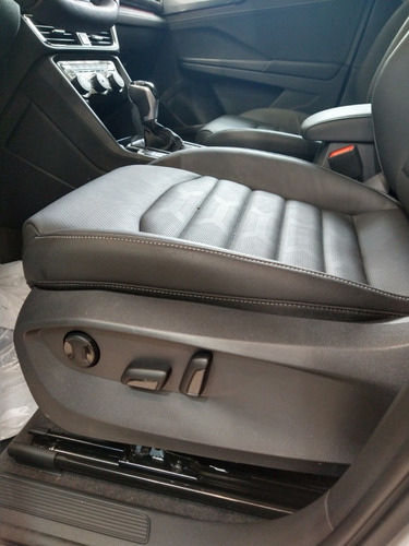 Imagen 5 de 14 de Volkswagen Taos Highline 1.4 Automatica F