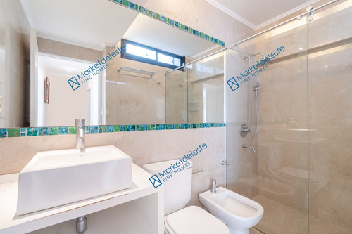 Imagen 25 de 29 de Playa Mansa Pent House Duplex