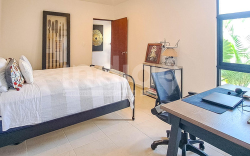 Casa De Una Planta En Venta En Mérida En Privada Canaria, Conkal