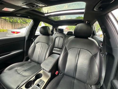 Kia Optima 2.0 L Turbo Gdi Sx At
