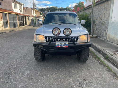 Imagen 8 de 12 de Toyota Meru Sincronica 4x4