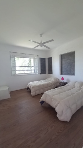 Imagen 22 de 29 de Extensa Casa Quinta Sobre El Rio Paraná
