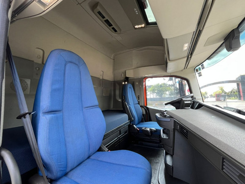Caminhão Volvo Fh 540 Pac Ec 6x4 2023 Laranja Susp. Mola