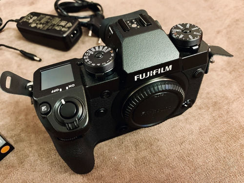 Fujifilm Xh1 + Flash Ef-x8 + Acessorios Fuji X-h1 Zerada