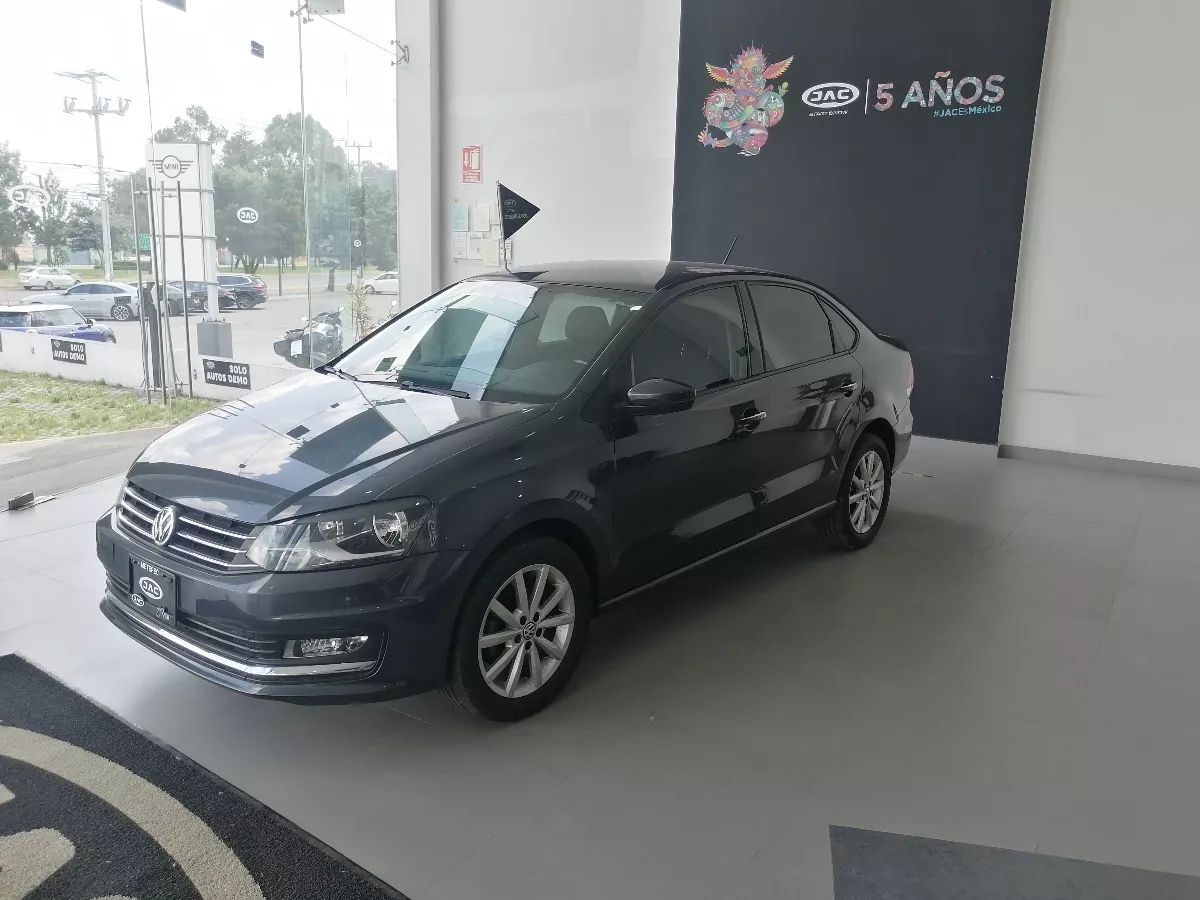 Volkswagen Vento 1.6 Highline Mt