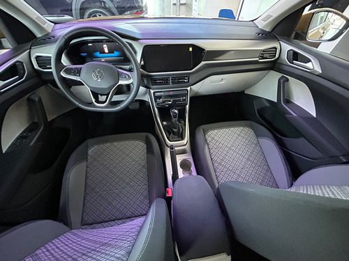 Volkswagen Taigun 1.0 Tsi Comfortline At