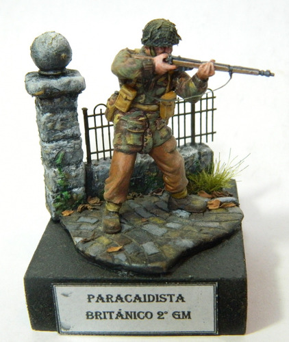 Figura  Soldado De Coleccion Paracaidista Britanico 2gm 1/35