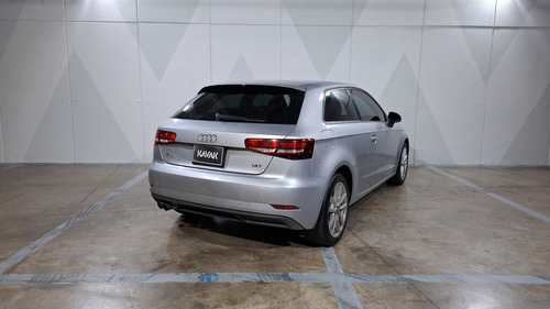Audi A3 1.4 DYNAMIC DCT