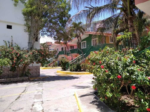 Imagen 7 de 20 de Posada En Venta Higuerote
