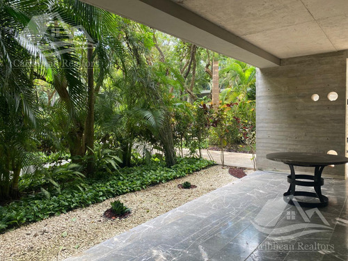 Departamento En Venta En Vaivén Del Mar, Playacar Fase 2