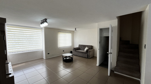 Arriendo Lo Campino Casa Condominio
