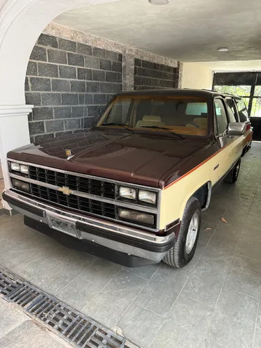 Suburban 1989 Nacional
