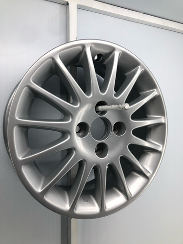 Rin 15 Original Honda Civic 2002, 2003, 2004, 2005 Powder Coating Silver (Usado)