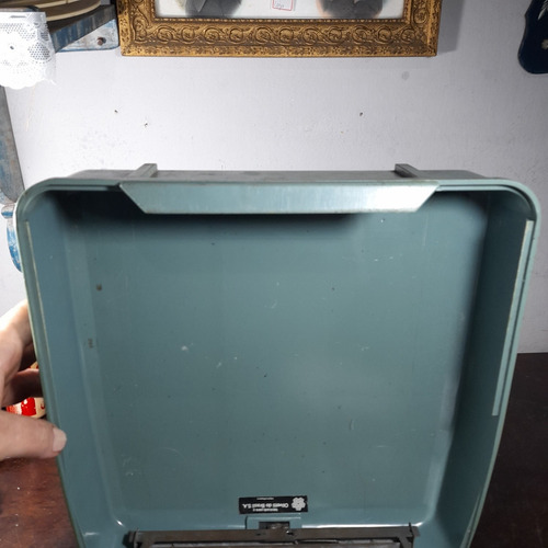 Imagem 5 de 8 de Tampa Máquina De Escrever Olivetti Lettera 82 Alça Flexível