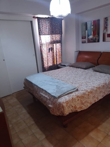 En Venta Apartamento La Urbina Uribe