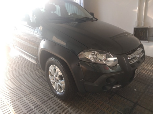Fiat Palio Weekend Adventure 1.8 16v Flex 5p