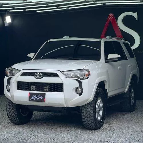 Toyota 4Runner 4.0 SR5 At 2018 4x4