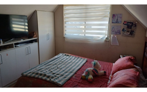 En Venta Casa 2 Pisos 3d / 2 Baños Galilea Los Ángeles $105