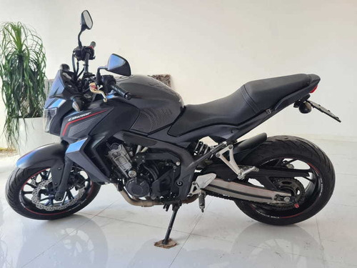Imagem 4 de 12 de Honda Cb 650f Gasolina 2015 - Imperdível