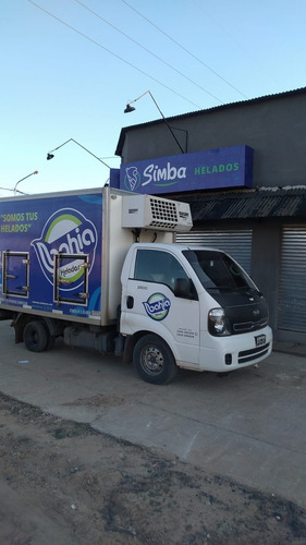 Equipado Con Furgón Térmico Para Supercongelados
