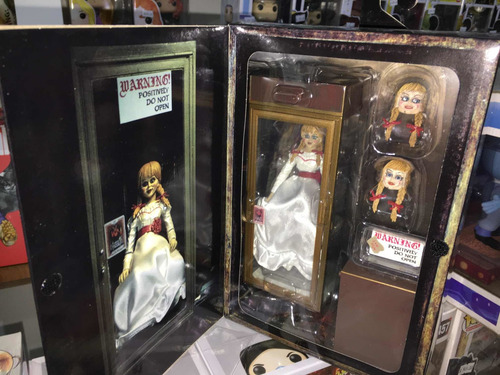 Figura Neca Annabelle Comes Home