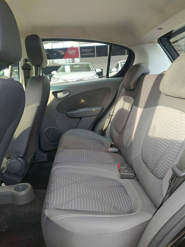 Fiat Palio 1.0 Mpi Attractive 8v Flex 4p Manual