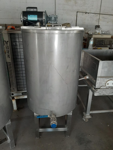 Tanque De Acero Inoxidable Con Agitacion 300 Lts (Usado)