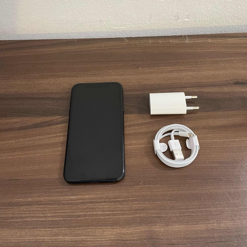 iPhone XR 64gb Libre Con Cargador Y Cable Usb (Usado)