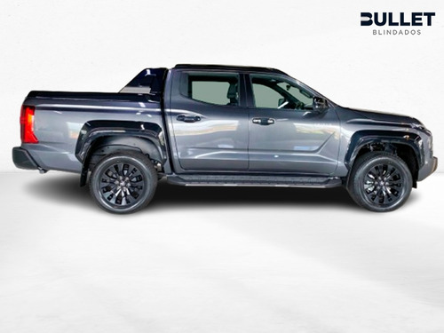 Mitsubishi Triton 2.4 Katana Cab. Dupla 4X4 Aut. 4P