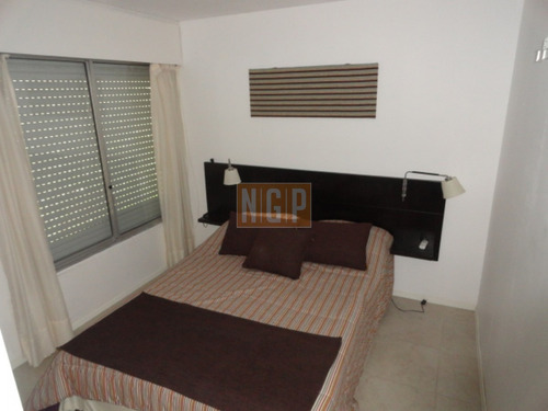 Imagen 7 de 13 de Apartamento Reciclado Cerca De Todo En La Península