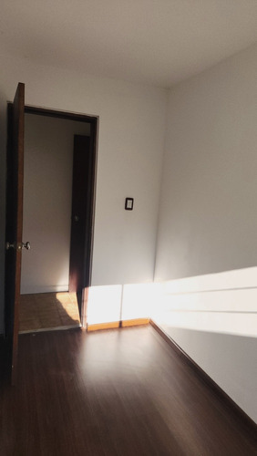 Apartamento Tipo Casa Reciclado, A Estrenar
