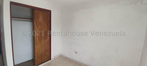 Imagen 3 de 15 de Apartamento En Venta El Bosque Maracay 22-6058 Wjo