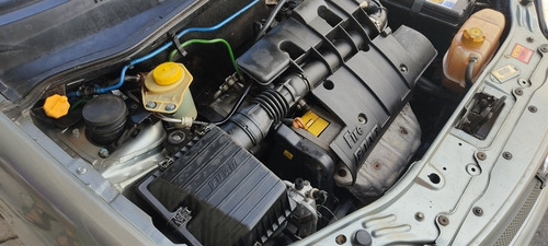 Imagem 2 de 8 de Fiat Palio Weekend 1.3 Flex