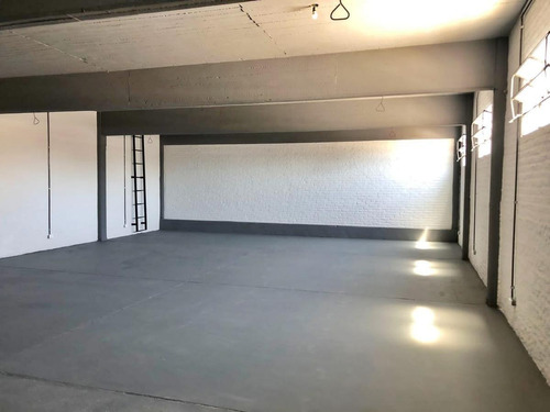 Imagen 4 de 10 de Galpón Loc *a Estr* 160m2