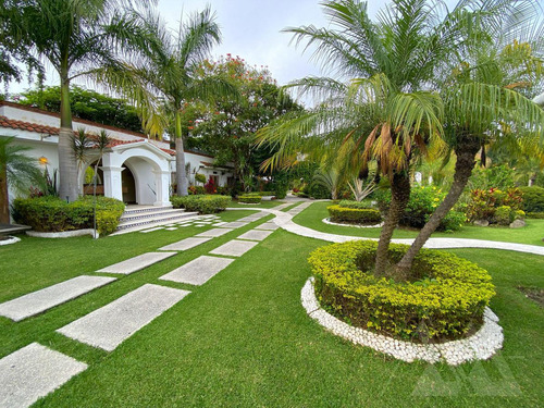 Venta Jardín De Eventos Funcionando En Pedregal De Las Fuentes, Jiutepec Morelos