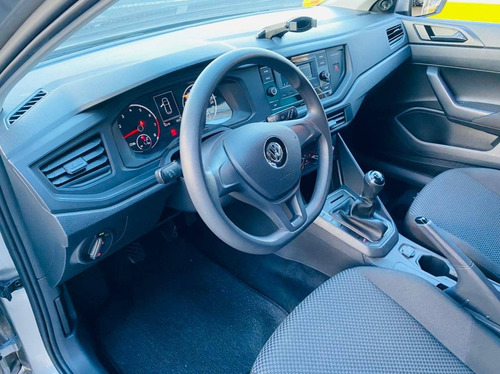 Imagem 10 de 15 de Volkswagen Polo 1.0 Mpi Total Flex Manual