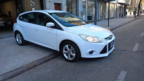 Imagen 2 de 14 de Ford Focus S 1.6 Manual Año 2014