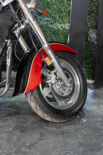 Kawasaki Vulcan Nomad Fi 2002