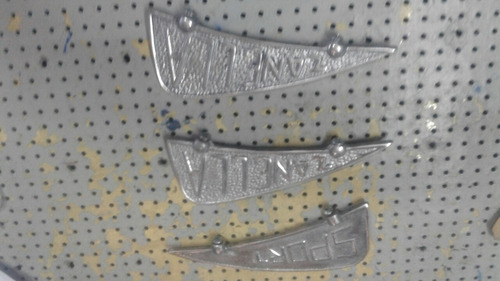 Insignia Cresta Guardabarro Motos Antiguas