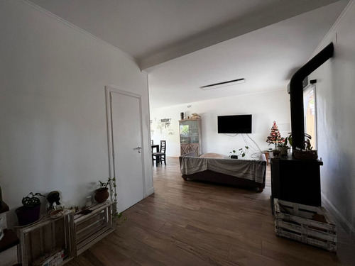 Imagen 14 de 28 de Venta Casa 3 Amb. En Villa Udaondo, Ituzaingo