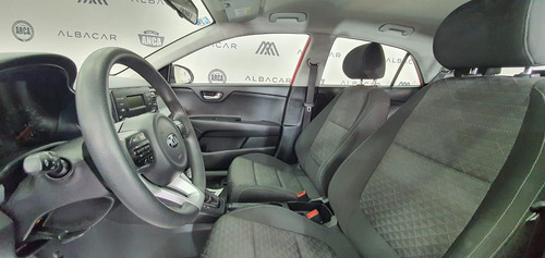 Imagen 11 de 15 de Kia Rio 2018 1.6 Hb Lx At